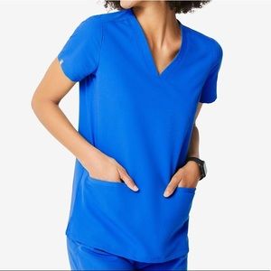 💙 figs Casma three-pocket scrub top size small💙